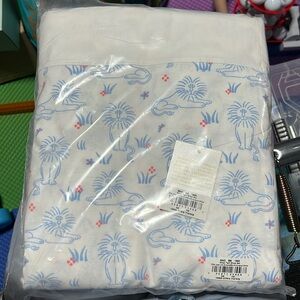 The Beaufort Bonnet Company NWT Twin Sheet set in Just Lion Around!